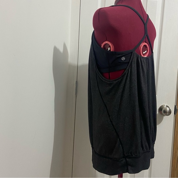 Lululemon women black and grey tone athletic workout top. Size L. Used. - Picture 5 of 11